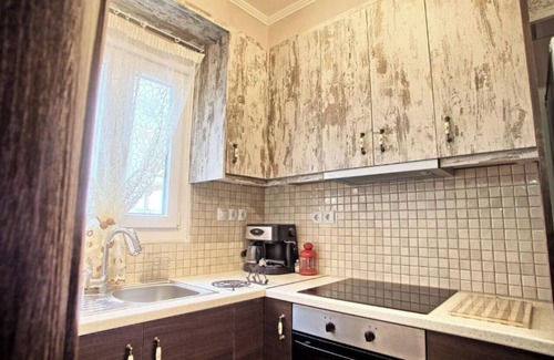 Chortata Apartment | Sea View Apartment 'Ventus Artemis' with Wi-Fi & Pool