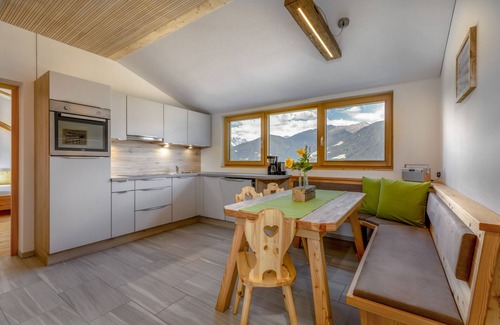 Sluderno Apartment | Scenic 'Vernalhof Apt Panorama' with Mountain Views & Wi-Fi
