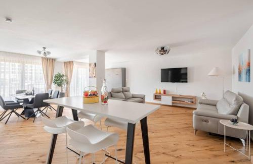 Loerrach Apartment | Apartment Verso - Stylish 3BR Suite Near Basel