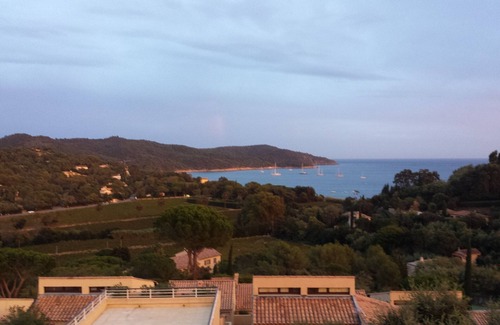 La Croix-Valmer Apartment | Seaside Apartment with Breathtaking Bay Views & Pool
