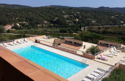La Croix-Valmer Apartment | Seaside Apartment with Breathtaking Bay Views & Pool