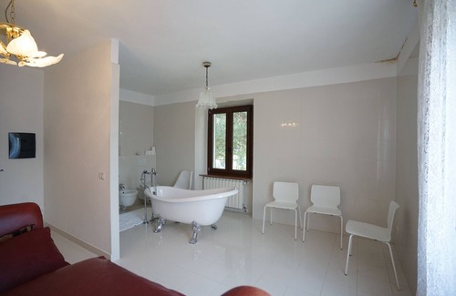Caravate Apartment | Serene Villa Helma with Mountain View and Free Wi-Fi