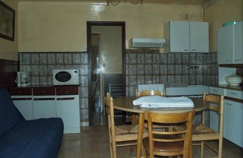 La Garde Apartment | Beautiful Oceanfront Apartment Villa with Pool & Kitchen