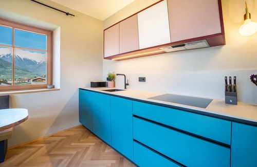 Merano Apartment | Villa Rosa Unterschöberlehof: Mountain Views & Spa Amenities
