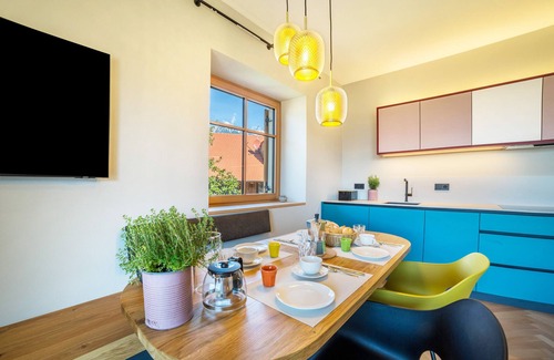 Merano Apartment | Villa Rosa Unterschöberlehof: Mountain Views & Spa Amenities