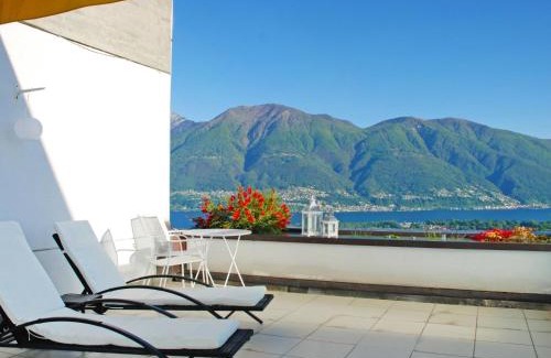 Locarno Apartment | Relax at Apartment Residenza Solemonte with Private Pool