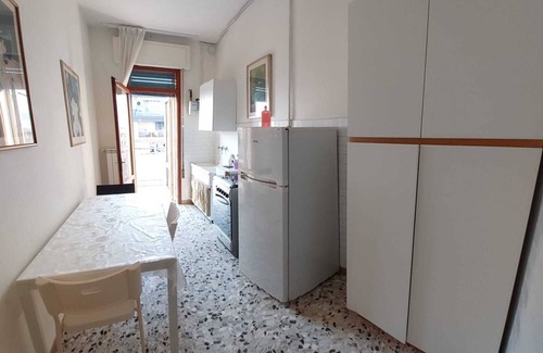 Chioggia Apartment | Apartment 'Vistamare' with Sea View and Balcony