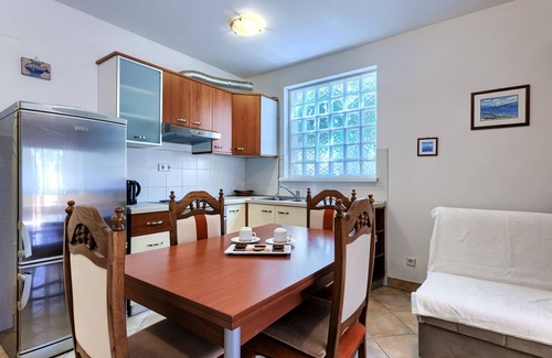 Stinjan Apartment | Apartment Vivoda by Interhome