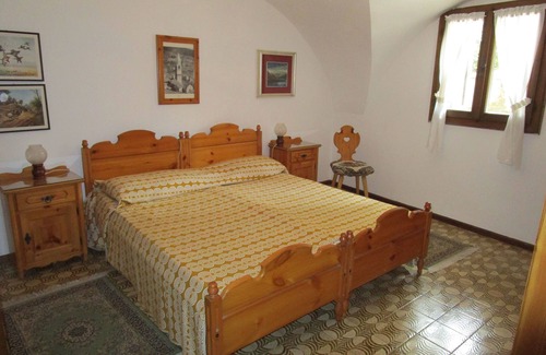 Baselga di Pine Apartment | Discover Apartment Volti: Cozy Ground Floor Retreat