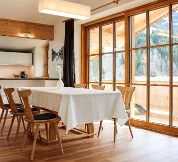 Kirchberg in Tirol Ski Chalet | Ocean View Apartment Vordermitterast - Rated 9.3/10