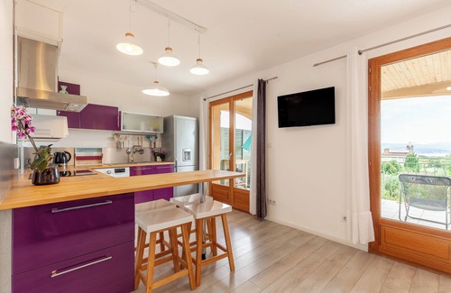 La Ciotat Apartment | Sea View Apartment 'Vue Mer' with Private Terrace & Wi-Fi