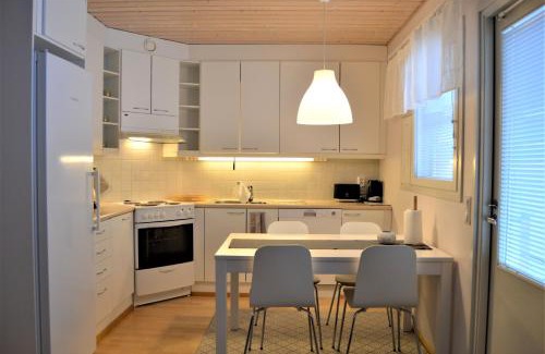Vuokatti Apartment | Relaxing Retreat at Apartment Vuokatin Taika 1 with Pool