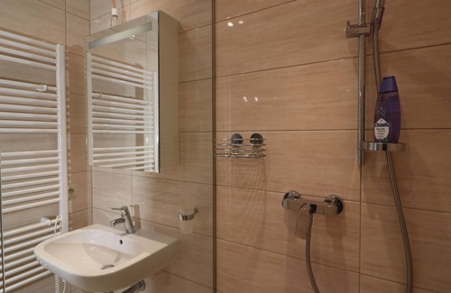 Marianske Lazne Apartment | Perfect Retreat: Family-Friendly Apartment at UNESCO Resort