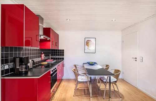 Waldeck Apartment | Cozy Apartment "Waldeckchen" with Private Terrace & Wi-Fi