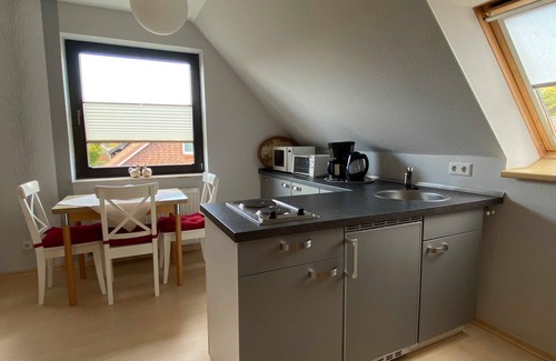 Muhl Rosin Apartment | Ocean View Retreat: Apartment Waldsiedlung, 9.6/10 Rated