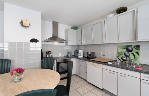 Kappelrodeck Apartment | Apartment 'Weinberglounge' with Private Terrace, Balcony and Wi-Fi