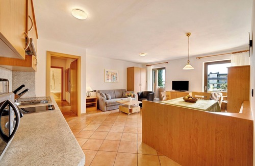 Lana Apartment | Scenic Apartment "Weinsepphof 9" with Pool & Balcony Views