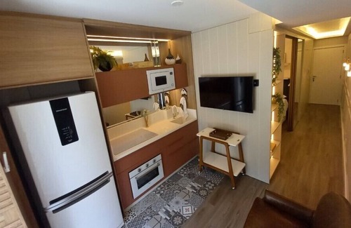 Pioneiros Apartment | Cozy Apartment With Sea View - Steps From the Ferris Wheel