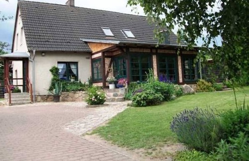Zehna Apartment | Guest Rated 10/10: Apartment Wichmann with Kitchen & Breakfast
