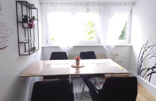 Unterdobling Apartment | Family-Friendly Apartment Wien Döbling with Kitchen Access