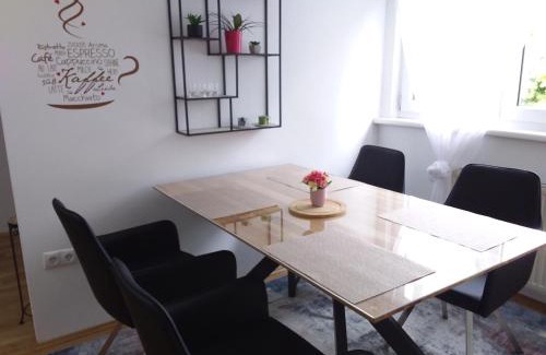 Unterdobling Apartment | Family-Friendly Apartment Wien Döbling with Kitchen Access