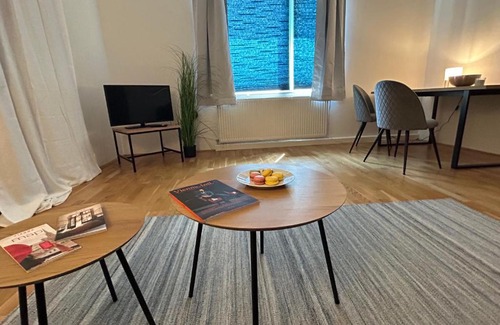 Penzing Apartment | Exceptional Apartment Wien West - Pet & Child Friendly Stay