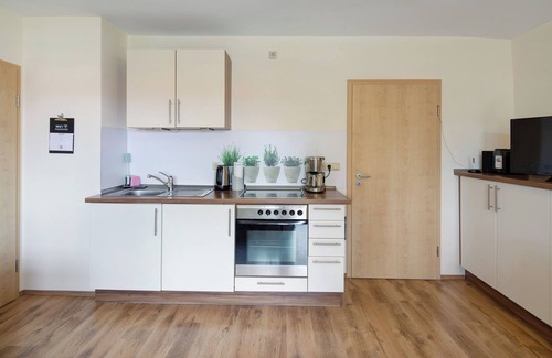 Nieder-Moos Apartment | Relax at Ferienwohnung Wiesenschneiders with Garden & Wi-Fi