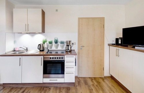 Nieder-Moos Apartment | Relax at Ferienwohnung Wiesenschneiders with Garden & Wi-Fi