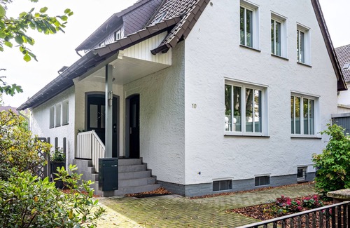 Nienburg/Weser Apartment | Cozy Apartment 'Wilhelm' with Balcony & Ocean View
