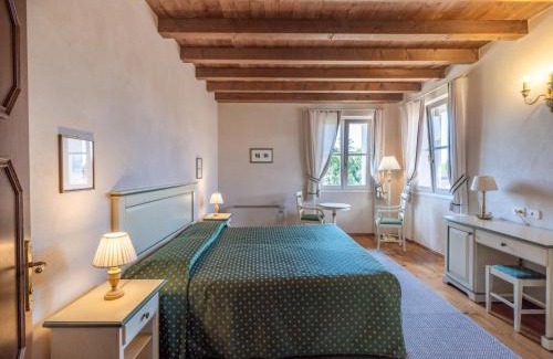 Strassoldo Apartment | Family-Friendly Stay at Apartment Winery Villa Vitas