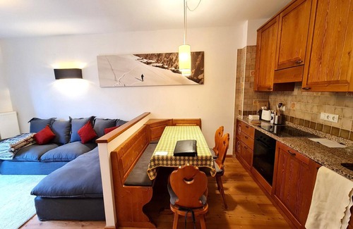 Bad Kleinkirchheim Apartment | Apartment With Balcony and Mountain Views