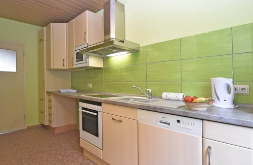 Kurort Brotterode Apartment | Panoramic View Apartment with Spa and Family Amenities