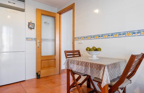 Costa Dorada Apartment | Apartment with pool and sea views 200m beach