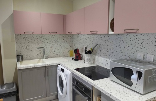 Palavas-les-Flots Apartment | Sea View Apartment with Garden - Pet Friendly & Family Ready