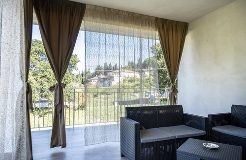 Laureana Cilento Apartment | Relaxing Apartment with Pool Near Agropoli's Beaches