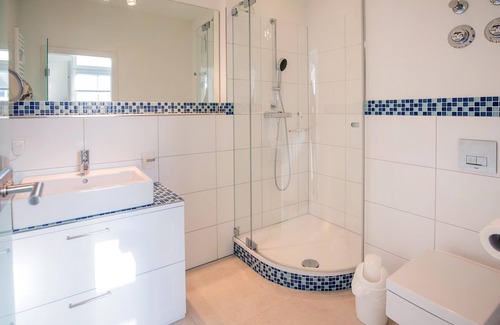 Binz Apartment | Oceanfront 1-Bedroom Apartment with Balcony & Spa Access