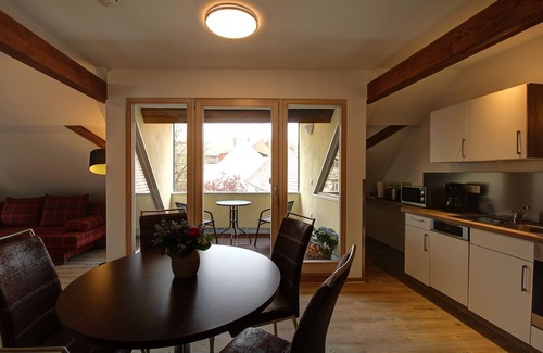Altstadt Apartment | Experience a Roof Terrace Retreat in Historic Görlitz