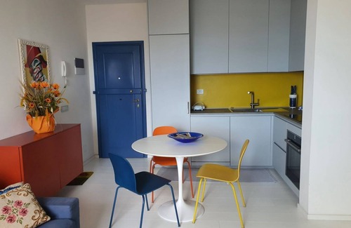Viareggio Apartment | Beachside Apartment with A/C and Family-Friendly Amenities