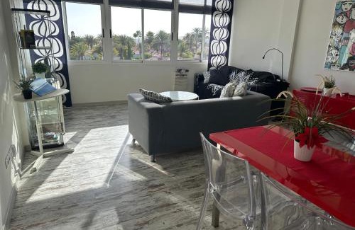 Playa del Ingles Apartment | Oceanfront Apartment with a View - Playa del Inglés