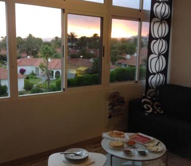 Playa del Ingles Apartment | Oceanfront Apartment with a View - Playa del Inglés
