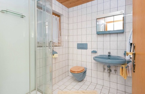 Waidring Apartment | Pet-Friendly Apartment with Pool in Watring - Rated 9.6