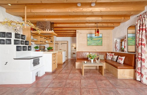 Eggstatt Apartment | Inviting Apartment with Ocean View and Spa Amenities