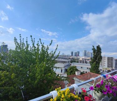 Erdberg Apartment | Apartment with a terrace