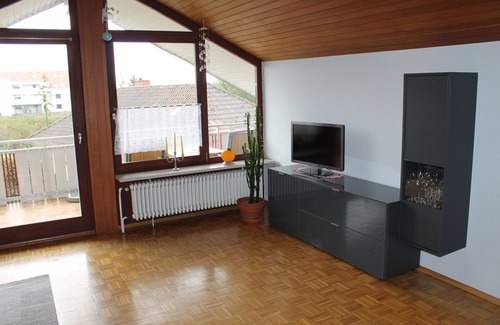 Ueberlingen Apartment | Scenic Apartment Overlooking Countryside with Family Amenities