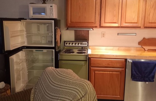 Vanderbilt Apartment | Inviting Apartment with Ocean View and Spa Amenities