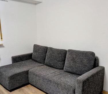 Walldorf Apartment | Apartment with AC, full kitchen, self check in, parking, 8 min to SAP campus, Wi Fi