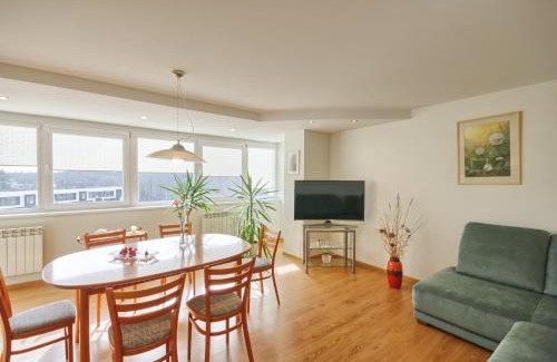 Druskininkai Apartment | Cozy Apartment in the Center with Air Conditioning