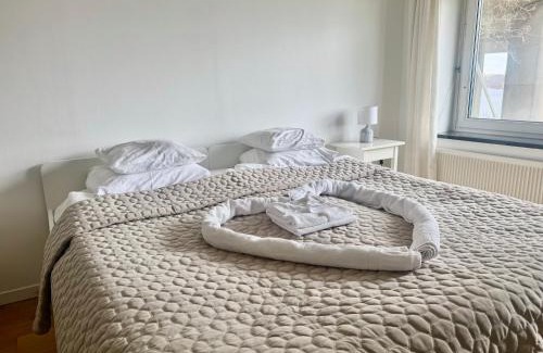 Kungsholmen Apartment | Apartment with Breathtaking Views - Family Friendly Escape