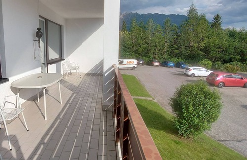 Reith Apartment | Apartment with exceptional Alpine panorama and covered balcony in Bad Mitterndor