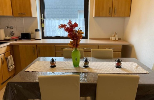Eller Apartment | Ideal Apartment with Balcony and Ocean View for All Travelers